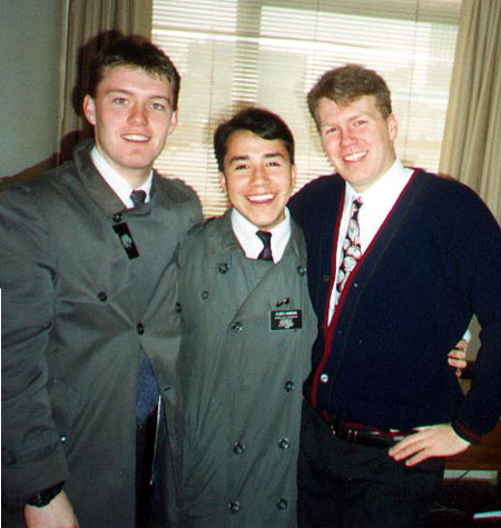 El secretario actual, Elder Roberto Cabrera y el secretario futuro Elder Jason Beckstead.
Dimitri  Clark
21 Aug 2006