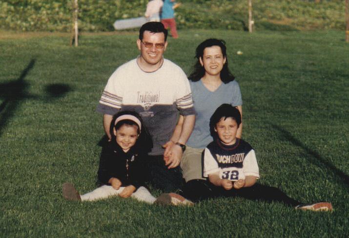 Mi esposa Patrica, Valentina y Andres
Eduardo  Parra Jara
06 Apr 2007