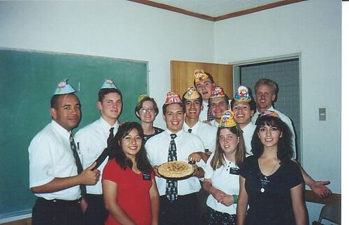 La Zona Las Condes celebrando mi cumpleanos
Gonzalo  Mercado
15 Aug 2002