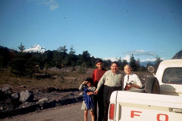 Left to right: Elena, Ricardo Garcia, Jr. Ricardo Garcia, Sr, President Spencer W. Kimball. September 1966.
Blaine Nay
24 Jul 2010