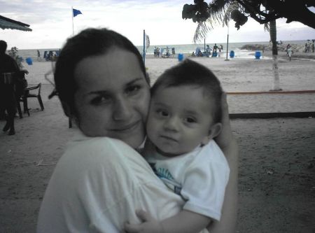 MI esposa y mi hijo en nuestras vacaciones en cartagena
Oscar Javier Alvarez
18 Dec 2005