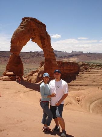 Aquí Jared y yo nos encontramos en Moab, un lugar turístico de Utah muy famoso y muy lindo también
N. Stella  Allred
25 Dec 2005