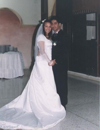 ESTA NOS LA ENVIARONDESDE BARRANQUILLA ES LA CELEBRACION DE LA BODA DE MI CUÑADITA
ALEXANDER LEONCITO LEON FARFAN
06 Jan 2006