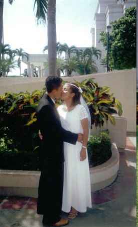 DESPUES DE CASADOS Y SELLADOS EN EL TEMPLO
SILVANA FRANCO GUERRERO
14 Mar 2006