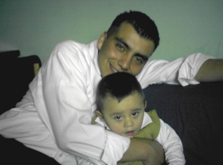 Con mi papi
Oscar Javier Alvarez
09 Sep 2006