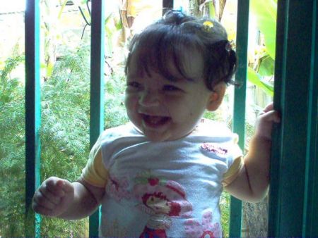 Y QUE DECIR; ES SOLO SONRISAS Y TIENE DOS DIENTECITOS ABAJO, ES UN AMOR Y AMO MUCHO MI FAMILIA
DENIS ADRIANA SANCHEZ RAMIREZ
26 Oct 2006