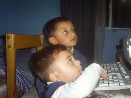 Con mi primo
Oscar Javier Alvarez
13 Feb 2007