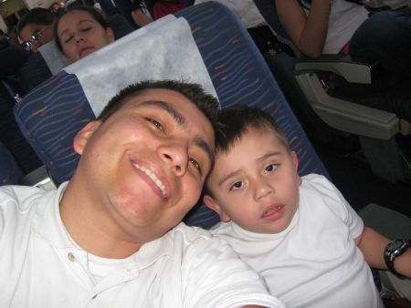 Andresito con el Papá
Oscar Javier Alvarez
22 Oct 2008