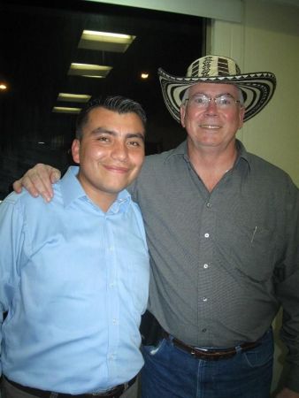 Con el presidente Cavanaugh
Oscar Javier Alvarez
24 Aug 2009