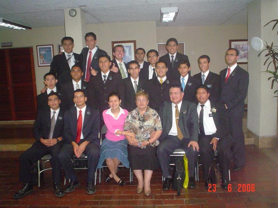 Aqui esta la Zona Terrazas de Junio 2006...
Aqui estamos en la ultima conferencia del Presidente Larrea, esta fue su despedida antes de su partida....
lo voy a extrañar muchisimo. saludos a Todos....
Atte:
Elder Rodriguez....
Chile
Jorge Rodriguez
26 Jun 2006