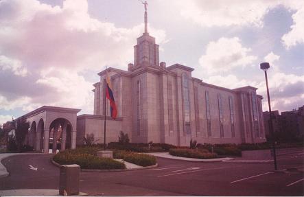 Hermosa vista del Templo (2002)
César Antonio  Gómez Valenzuela
24 Nov 2003