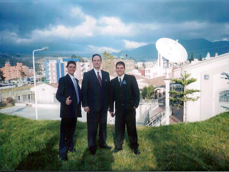 zona pasto con el pdte. nieto capilla de mariluz
Alberth Max  Sanchez navarrete
09 Apr 2007