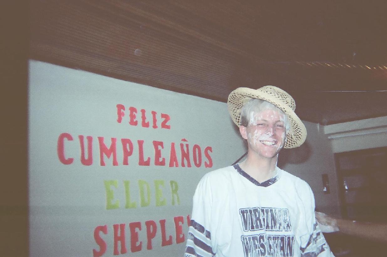 Por supuesto el huevo y harina
David Michael Shepley
06 Jun 2007