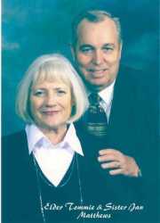 Tommie & Sister Jan Matthews Alumni Photo