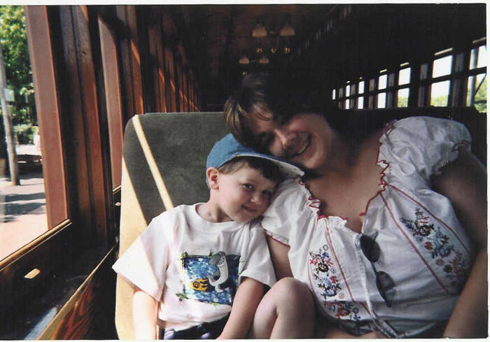This is a recent picture of Lane and I
Carolyn Jean Clevenger
17 Jun 2003