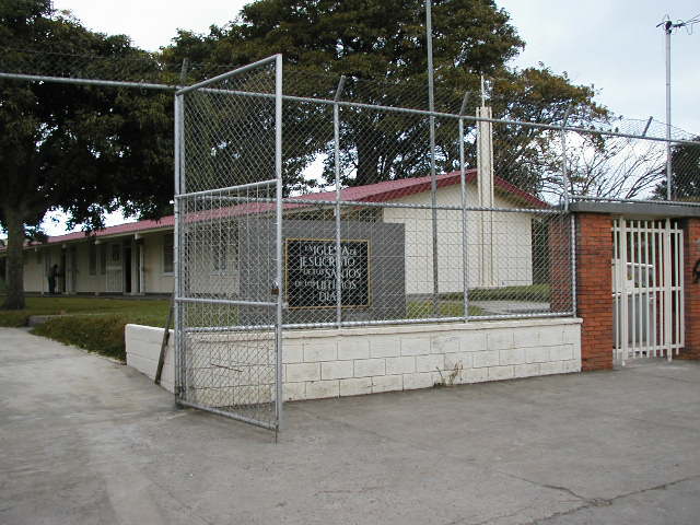Capilla Tibás 2005 - algunos la conocen como la capilla de Llorente, pero ya no se llama así, se llama TIBAS.
Francisco Arturo Muñoz
29 Aug 2005