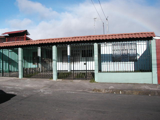 Casa Alquiler Zurquí 2005
Francisco Arturo Muñoz
29 Aug 2005
