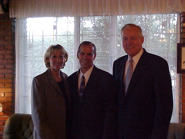 Pres. Tingy's visit to Pres. & Sr. Claybaugh during conference-2003
Margaret T. Whitmire
05 Dec 2005