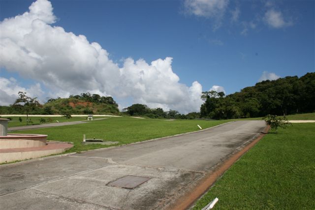 Picture courtesy of Elder Dewie Levie
Mission Network
06 Dec 2005