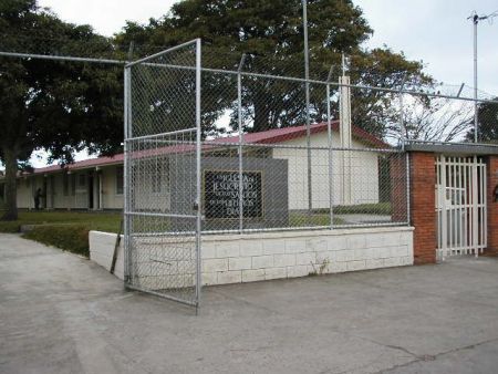 Capilla Tibás 2005 - algunos la conocen como la capilla de Llorente, pero ya no se llama así, se llama TIBAS.
Francisco Arturo Muñoz
29 Aug 2005
