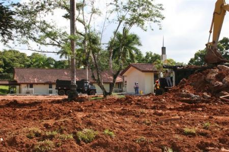 Picture courtesy of Elder Dewey Levie.
Mission Network
06 Dec 2005