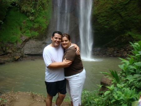 Aqui estamos, siempre juntos.
Michael  Bolaños
03 Aug 2007