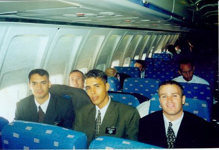 El Vuelo de Regreso
Leon Robert Atcitty
04 May 2006