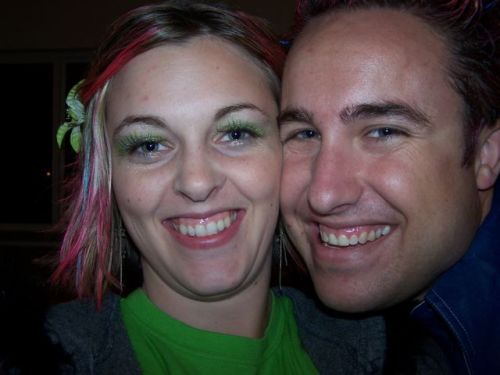Es una photo de Elder Spencer Curtis con su esposa, Katie.

Que Chula
Spencer  Curtis
13 Jun 2008