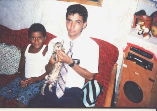 Familia de palya oeste, puerto plata)Elder Gonzalez (pepelo)
Rafael Gonzalez Freites pepelo Gonzalez Freites
25 Jul 2001