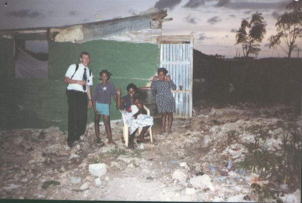 Elder Skinner and some family that likes their picture taken.
Nick  Skinner
31 Jan 2006