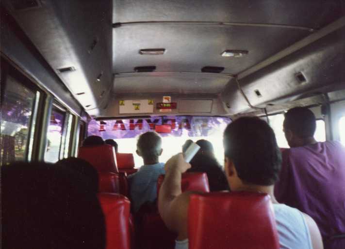 ¿nos vamos por guagua?  ¡Ay!
Benjamin F. Cluff
12 Jun 2001
