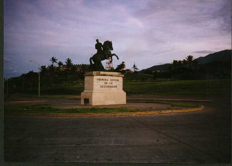 Rotonda Duarte en santiago
Benjamin F. Cluff
13 Jun 2001