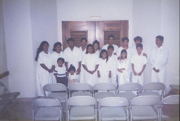 Este fue un gran bautismo en la zona prosperina en el ano 1996.
Joshua  Kelley
05 Jan 2004