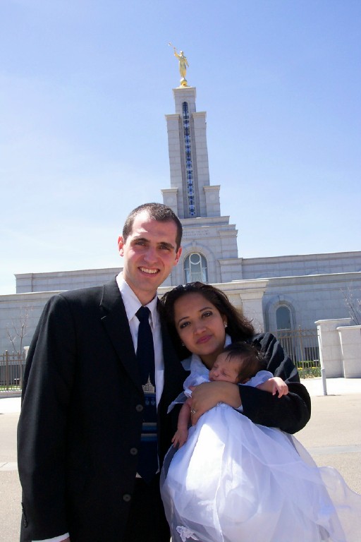 al mes de nacida Brianna recibio su bendicion de parte de papi Chris
Christopher Bennet Wright
14 Feb 2007