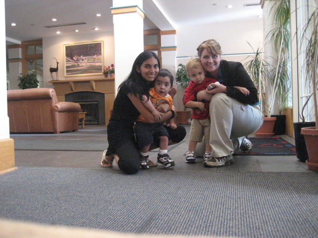 Vernos depues de 8 años y cada una con su hijo fue increible, y ver que ellos se quieren igual como ella y yo
Myriam Cristina Alvarez
04 Mar 2009