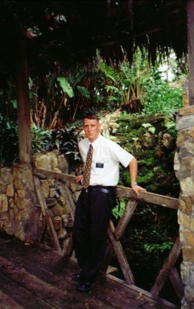 Un Puente en parte del tour del Jardín Botanico de Guayaquil
Jon Andrew Snider
04 Jan 2004