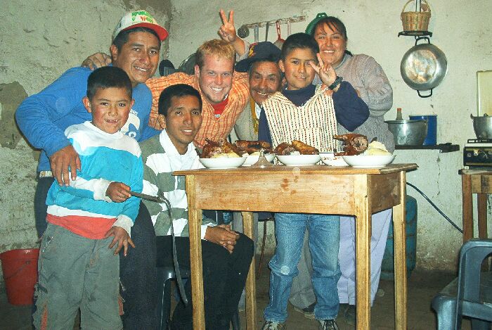 La familia Alirio Portilla y Edison Chafuelan
Dallin  Wood
08 Sep 2002