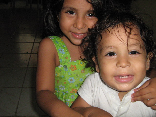 Jugando como siempre
Nestor Andres  Cobos Castro
05 Dec 2008