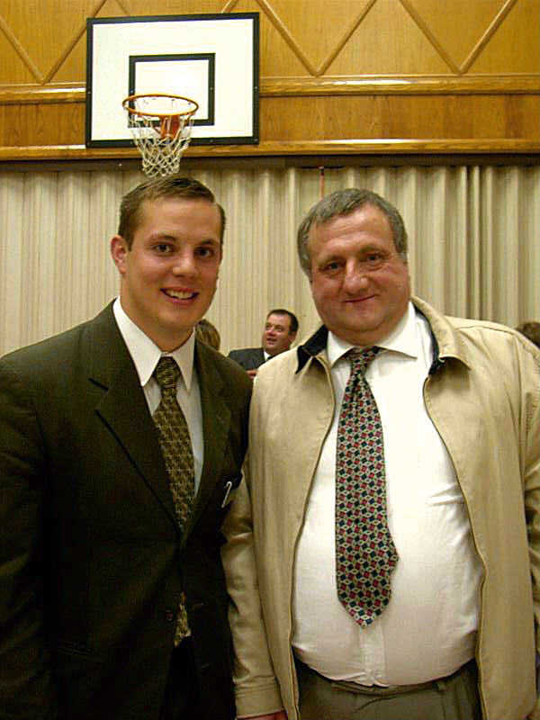 always great friends
Rebecca, Ellen Winter
14 Jan 2004