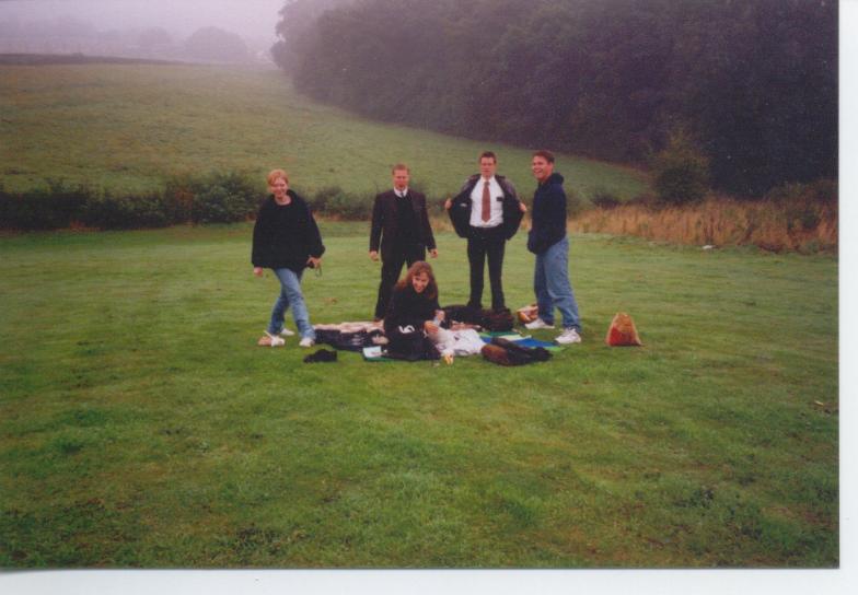 leeds 4 district having a gloomy morning study in the park
Harald  Siebke
21 May 2005