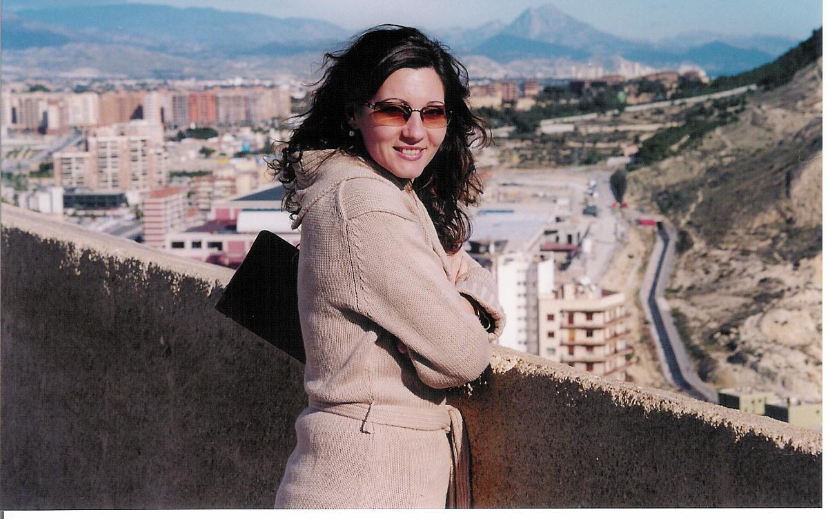 This is me in Alicante, in the Santa Barbara castle
Maria S. Guillen
26 Jun 2003