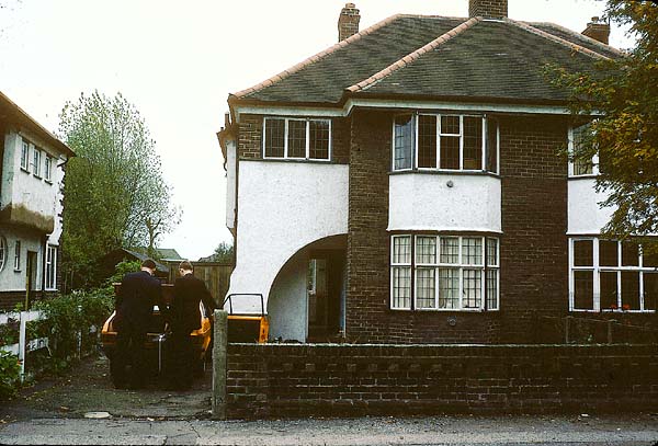 The Recently Arrived Missionary House, October 1977. A program started under President Alder. A forerunner of the MTC.
Steven John Barton
03 May 2005