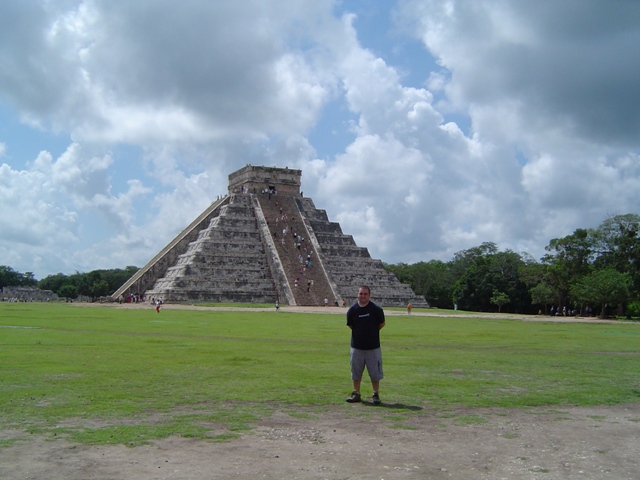This was a way awesome trip to Cancun and Chitchen Itza! Hope everyone is doing great! 
    Send me an email sometime. I moved from  Mesa, AZ, I now live in the West Valley of Phoenix in the country well...Desert Country that is, almost to the Nuclear Power Plant.
Weston  Scow
21 Dec 2005