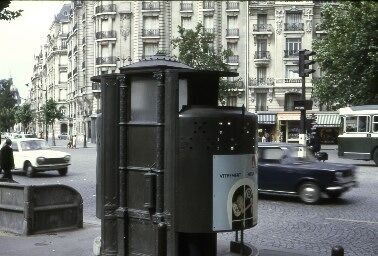 Street urinal in Paris
Fred J. Clark
18 Feb 2006