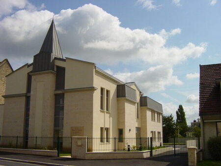 Caen Chapel
John Blaine Tobler
08 Aug 2007