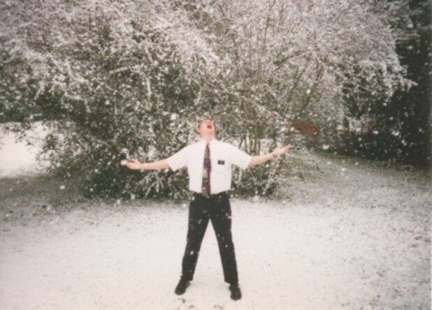 February 1996 Evans apartment, Jeff Nopper eating snow
Gerratt D Bethers
19 Apr 2002