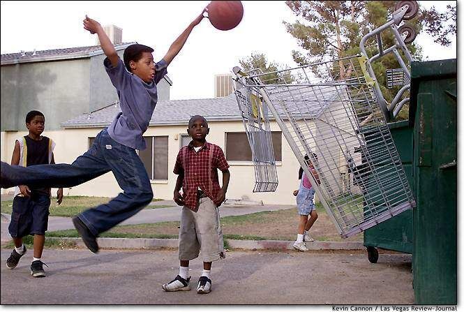 hoops
Reid  Mitchell
01 Jan 2003