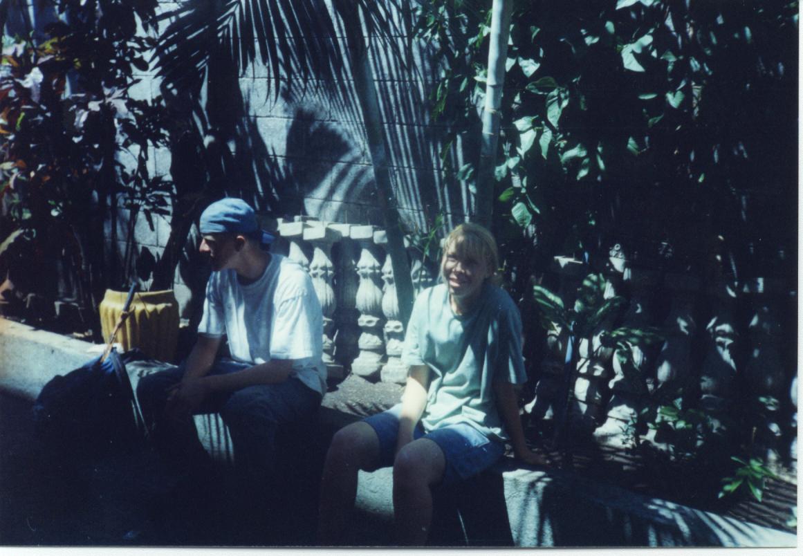 !Animo!
Jonathan  Chartrand
21 Jan 2002