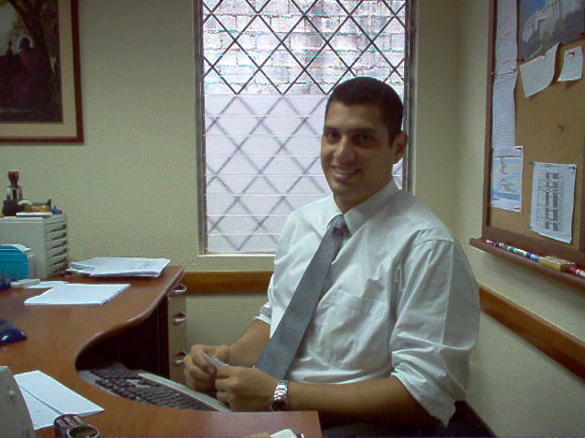 This is old elder Rodriguez from Costa Rica, this pic was taken two months ago, so this is how i look now, i`ll add some pics of the mission later
Adrian Alonso Rodriguez
15 Jul 2005