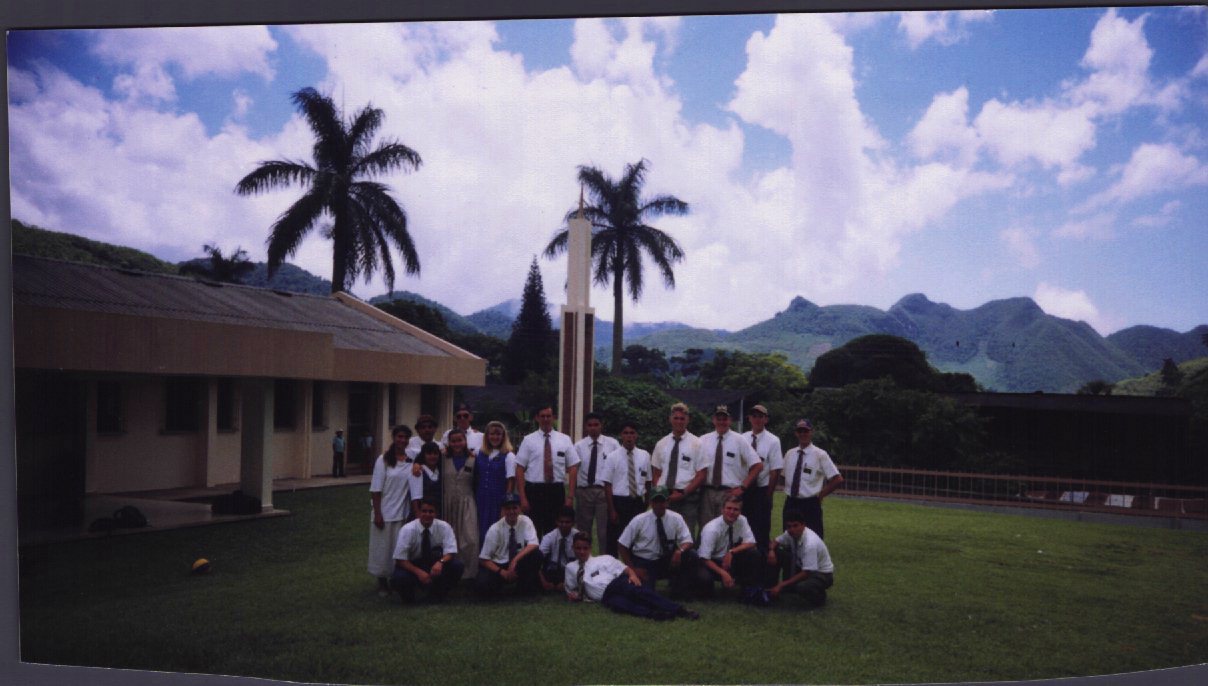 Both zones (El Estor & Sacsuha), on a P-Day in Senahu July 7, 1995
Joseph (Joe) Ammon Oliver
30 Jun 2002